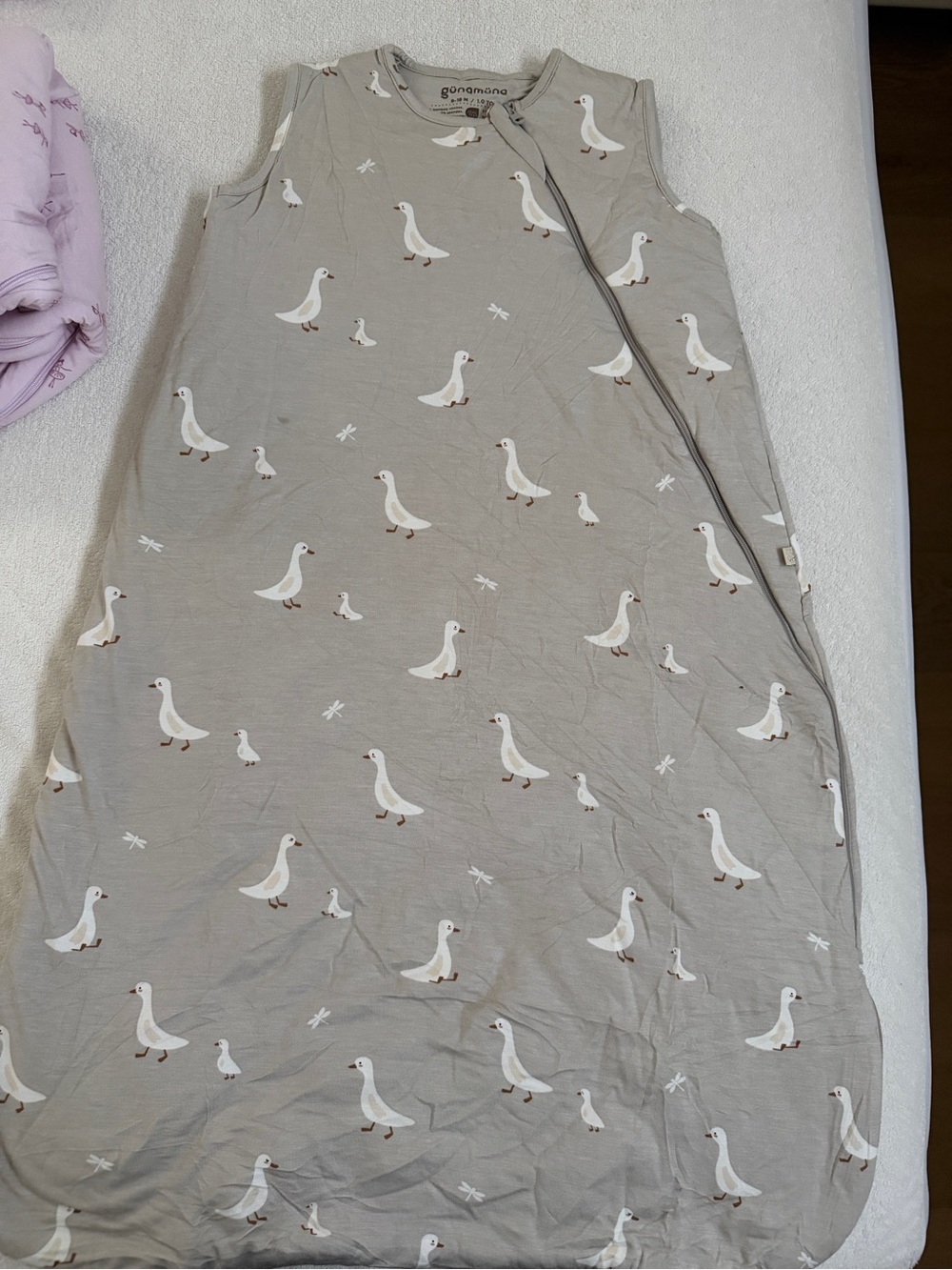 NWOT Gunamuna 9-18M sleep sack 1.0 TOG grey duck